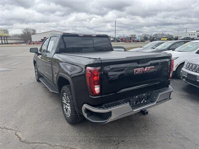 2019 GMC Sierra 1500 SLE   - Photo 2 - Schoolcraft, MI 49087