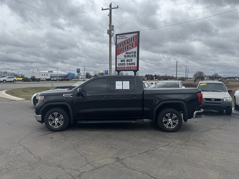2019 GMC Sierra 1500 SLE   - Photo 1 - Schoolcraft, MI 49087