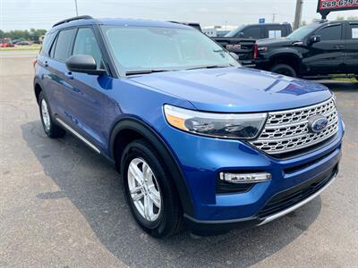 2023 Ford Explorer XLT   - Photo 2 - Schoolcraft, MI 49087