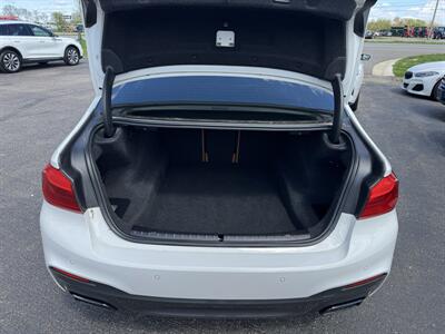 2020 BMW 5 Series M550i xDrive   - Photo 28 - Schoolcraft, MI 49087