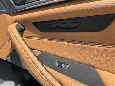 2020 BMW 5 Series M550i xDrive   - Photo 32 - Schoolcraft, MI 49087
