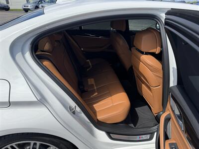 2020 BMW 5 Series M550i xDrive   - Photo 30 - Schoolcraft, MI 49087