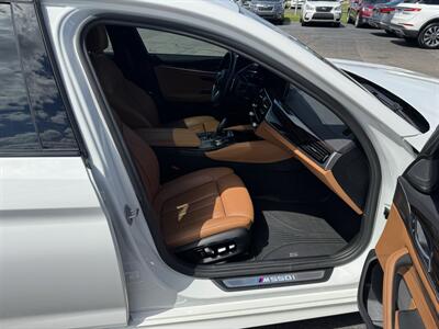 2020 BMW 5 Series M550i xDrive   - Photo 33 - Schoolcraft, MI 49087