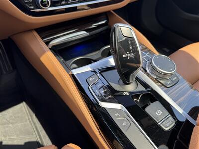2020 BMW 5 Series M550i xDrive   - Photo 20 - Schoolcraft, MI 49087