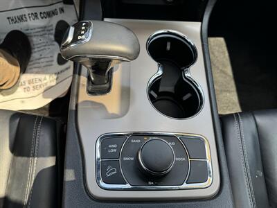 2015 Jeep Grand Cherokee Limited   - Photo 16 - Schoolcraft, MI 49087