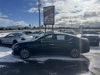 2024 Nissan Altima 2.5 SV   - Photo 1 - Schoolcraft, MI 49087