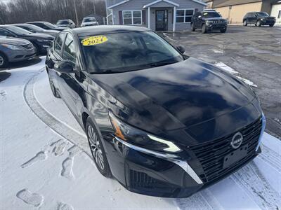 2024 Nissan Altima 2.5 SV   - Photo 4 - Schoolcraft, MI 49087