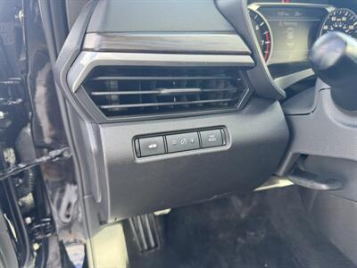 2024 Nissan Altima 2.5 SV   - Photo 9 - Schoolcraft, MI 49087