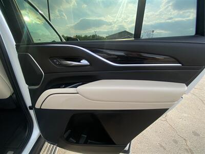 2021 Cadillac Escalade Sport   - Photo 13 - Schoolcraft, MI 49087
