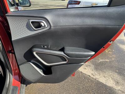 2020 Kia Soul LX   - Photo 23 - Schoolcraft, MI 49087