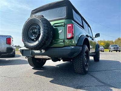 2022 Ford Bronco Black Diamond   - Photo 9 - Schoolcraft, MI 49087
