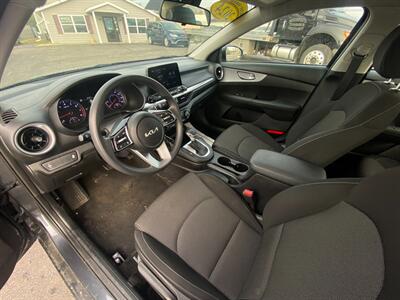 2024 Kia Forte LXS   - Photo 22 - Schoolcraft, MI 49087