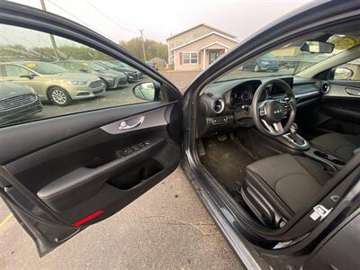 2024 Kia Forte LXS   - Photo 19 - Schoolcraft, MI 49087