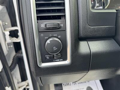 2022 RAM 1500 Classic SLT   - Photo 8 - Schoolcraft, MI 49087