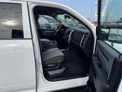 2022 RAM 1500 Classic SLT   - Photo 30 - Schoolcraft, MI 49087