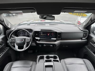 2024 GMC Sierra 1500 SLT - Photo 16 - Schoolcraft, MI 49087