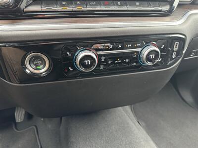 2024 GMC Sierra 1500 SLT - Photo 13 - Schoolcraft, MI 49087