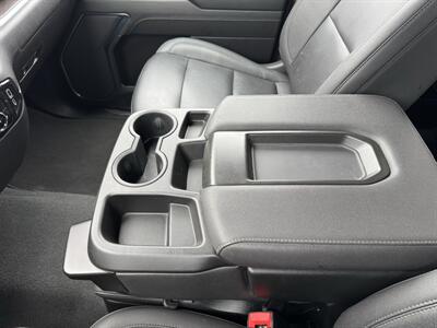 2024 GMC Sierra 1500 SLT - Photo 14 - Schoolcraft, MI 49087