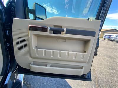 2010 Ford F-250 Super Duty Lariat   - Photo 11 - Schoolcraft, MI 49087