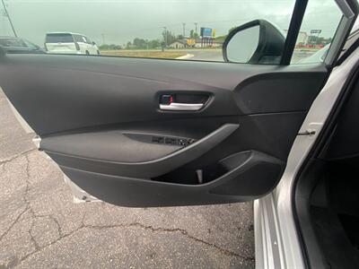 2021 Toyota Corolla LE   - Photo 10 - Schoolcraft, MI 49087