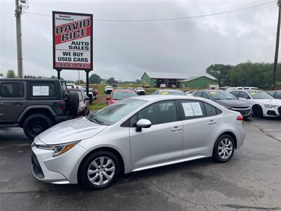 2021 Toyota Corolla LE   - Photo 8 - Schoolcraft, MI 49087