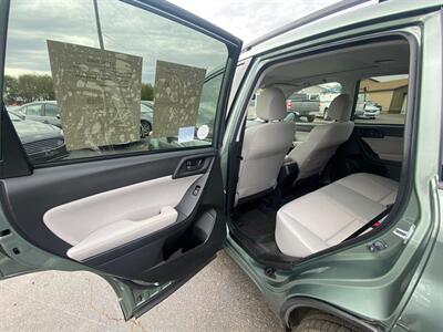 2015 Subaru Forester 2.5i Premium   - Photo 13 - Schoolcraft, MI 49087