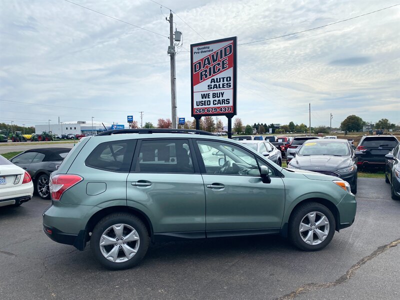 2015 Subaru Forester 2.5i Premium - Photo 1 - Schoolcraft, MI 49087
