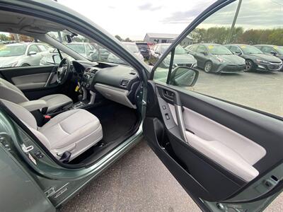 2015 Subaru Forester 2.5i Premium   - Photo 7 - Schoolcraft, MI 49087