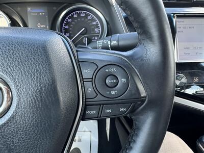 2018 Toyota Camry SE   - Photo 8 - Schoolcraft, MI 49087