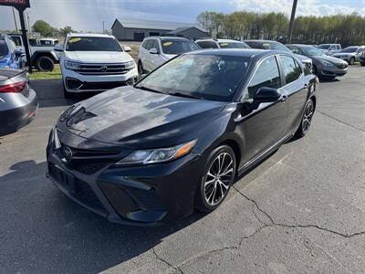 2018 Toyota Camry SE   - Photo 4 - Schoolcraft, MI 49087