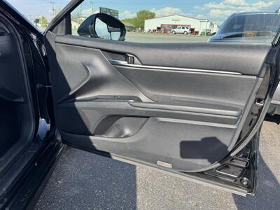 2018 Toyota Camry SE   - Photo 23 - Schoolcraft, MI 49087