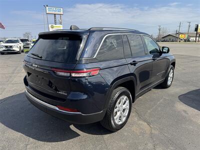 2024 Jeep Grand Cherokee Limited   - Photo 3 - Schoolcraft, MI 49087