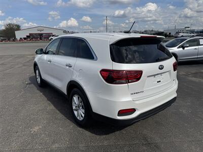 2020 Kia Sorento L   - Photo 2 - Schoolcraft, MI 49087