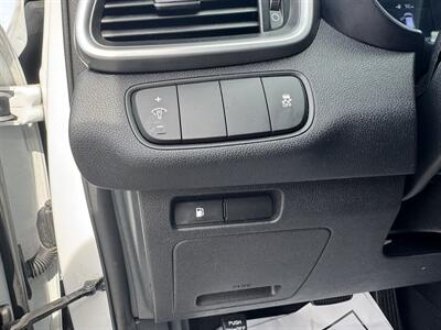 2020 Kia Sorento L   - Photo 8 - Schoolcraft, MI 49087