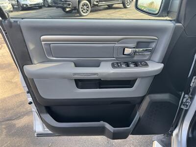 2014 RAM 1500 SLT   - Photo 6 - Schoolcraft, MI 49087