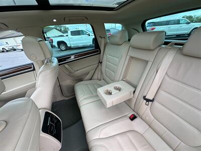 2015 Volkswagen Touareg TDI Sport   - Photo 29 - Schoolcraft, MI 49087