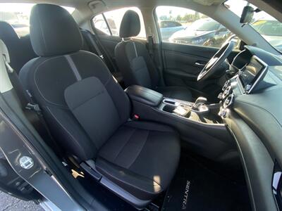 2023 Nissan Sentra SV   - Photo 10 - Schoolcraft, MI 49087