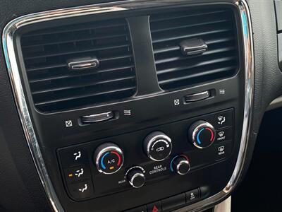 2016 Dodge Grand Caravan SXT   - Photo 37 - Schoolcraft, MI 49087