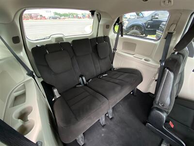 2016 Dodge Grand Caravan SXT   - Photo 18 - Schoolcraft, MI 49087