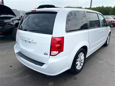2016 Dodge Grand Caravan SXT   - Photo 7 - Schoolcraft, MI 49087