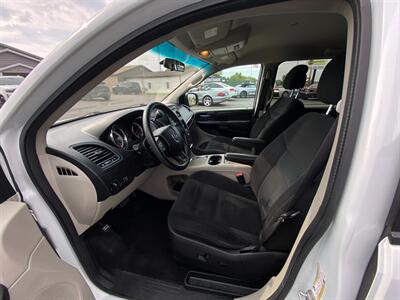 2016 Dodge Grand Caravan SXT   - Photo 28 - Schoolcraft, MI 49087