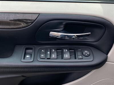 2016 Dodge Grand Caravan SXT   - Photo 27 - Schoolcraft, MI 49087