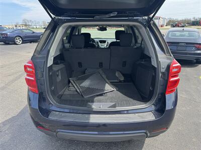 2017 Chevrolet Equinox LT - Photo 20 - Schoolcraft, MI 49087