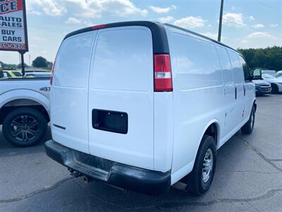 2020 Chevrolet Express 2500   - Photo 8 - Schoolcraft, MI 49087
