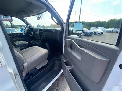 2020 Chevrolet Express 2500   - Photo 10 - Schoolcraft, MI 49087