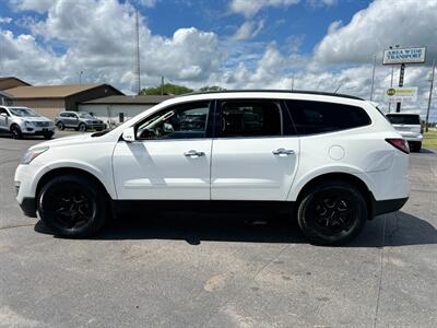 2015 Chevrolet Traverse LT   - Photo 5 - Schoolcraft, MI 49087