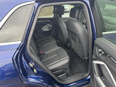 2024 Audi Q3 quattro S line Premium 45   - Photo 21 - Schoolcraft, MI 49087