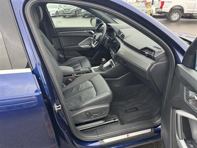 2024 Audi Q3 quattro S line Premium 45   - Photo 23 - Schoolcraft, MI 49087
