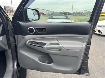 2014 Toyota Tacoma V6   - Photo 26 - Schoolcraft, MI 49087