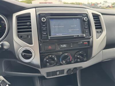 2014 Toyota Tacoma V6   - Photo 15 - Schoolcraft, MI 49087